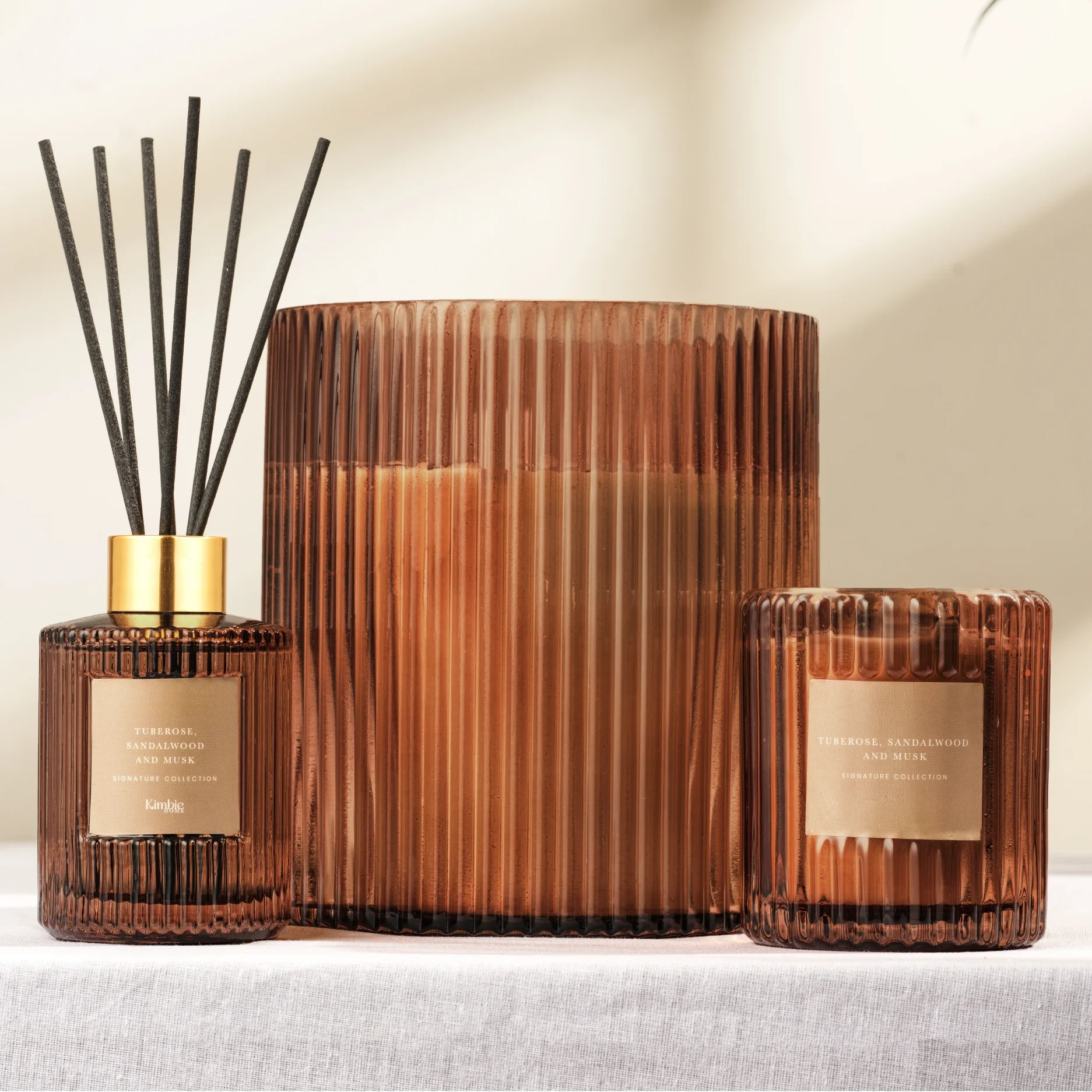 Amber Signature - Four Wick Large Candle - Image 4